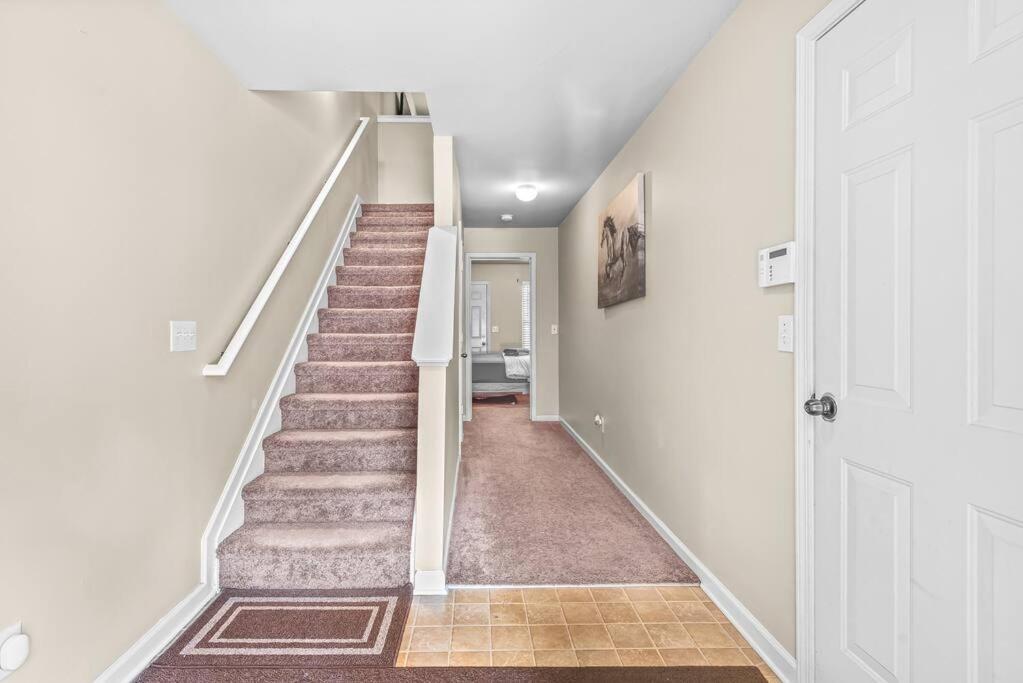 Charming Multilevel 4 Bedroom Townhouse Atlanta Exterior photo